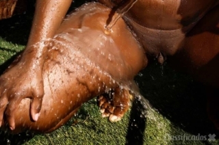 Cravo canela a bela africana rabuda cheia de tesão